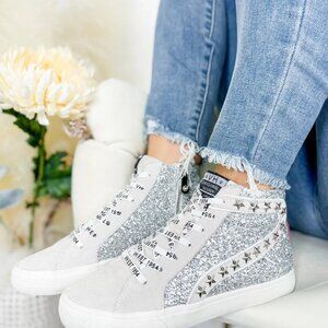 VH Ray Silver Glitter High Top Sneakers W/ Stars & Pink Heel Stripe Accent